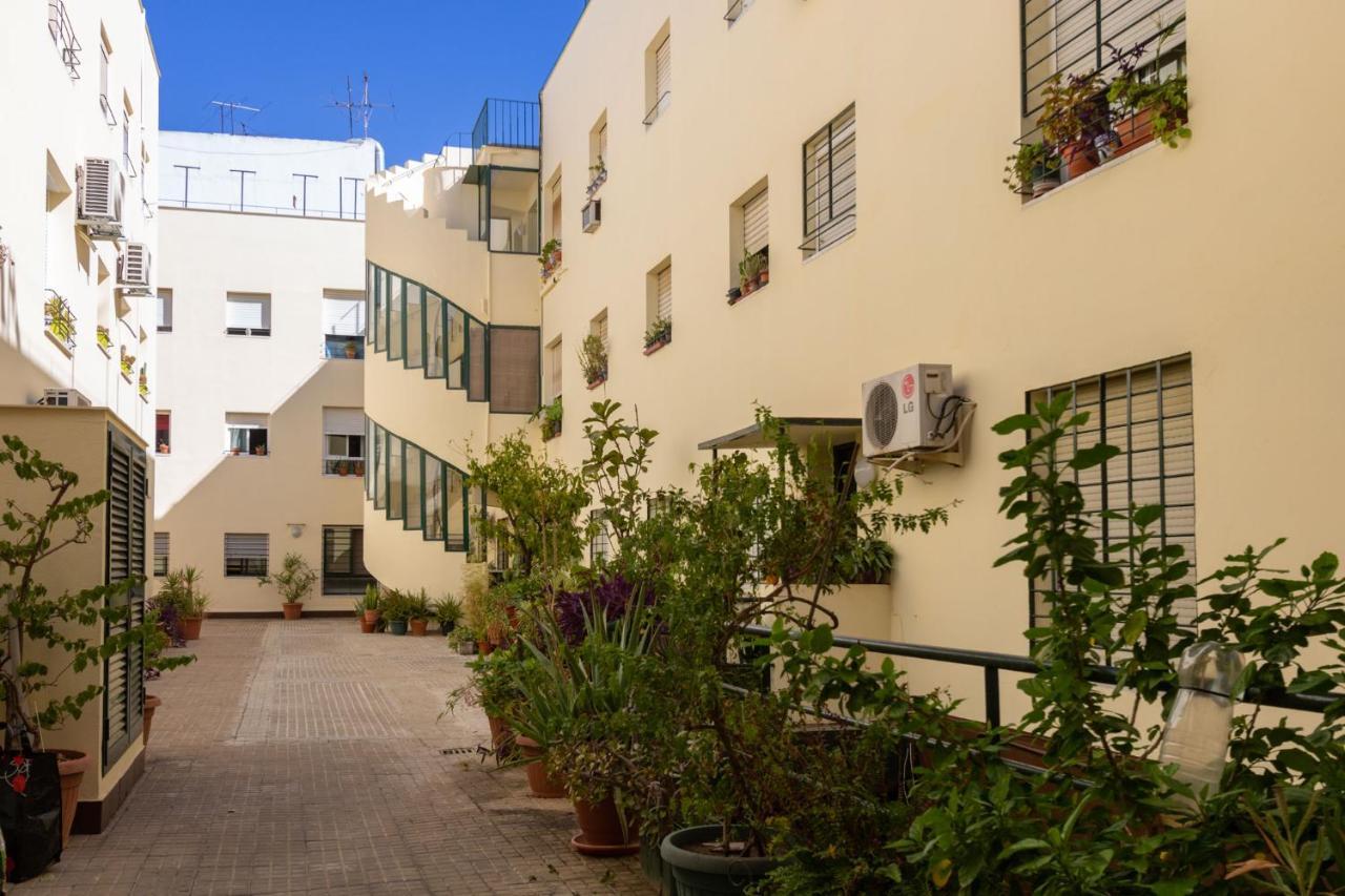 Medina Apartment And Parking Historical Center Sevilha Exterior foto